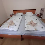6rooms Balaton-heviz Apartment