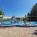 6rooms Balaton-heviz Apartment *