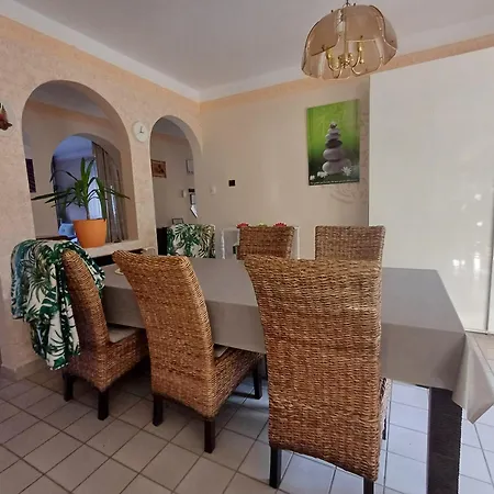 6rooms Balaton-hévíz Apartman