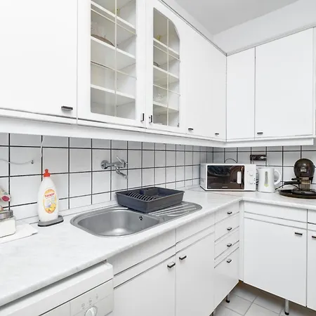 6rooms Balaton-heviz Apartment *