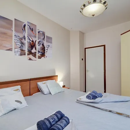 Apartment 6rooms Balaton-heviz *