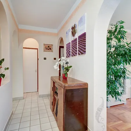 Apartment 6rooms Balaton-heviz
