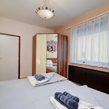 6rooms Balaton-hévíz Apartman *