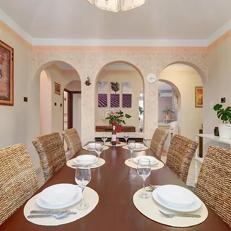 Apartment 6rooms Balaton-heviz *