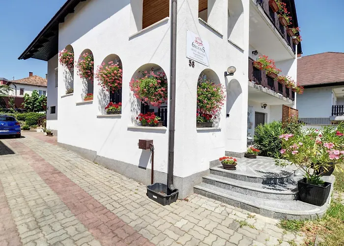 6rooms Balaton-heviz Lejlighed