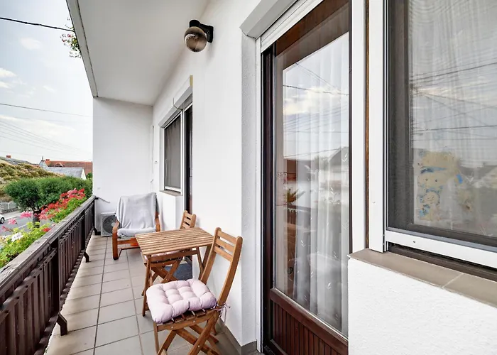 6rooms Balaton-heviz Lejlighed